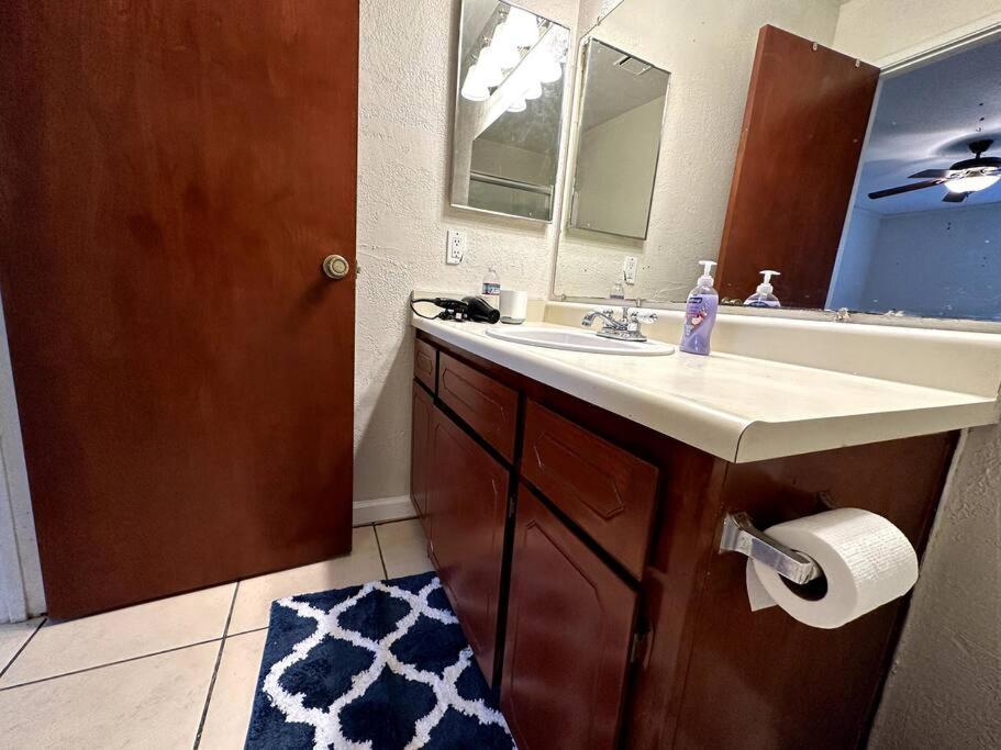 Comfortable House W/ Wi-Fi/Tv - Turlock,Ca 외부 사진