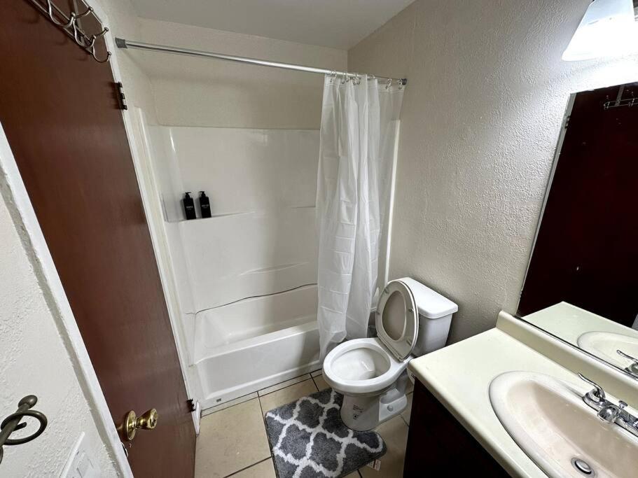 Comfortable House W/ Wi-Fi/Tv - Turlock,Ca 외부 사진